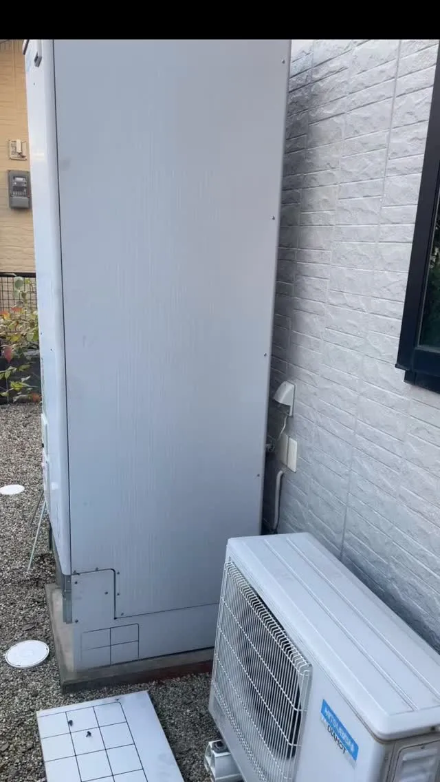 エコキュートの取替工事をさせていただきました。