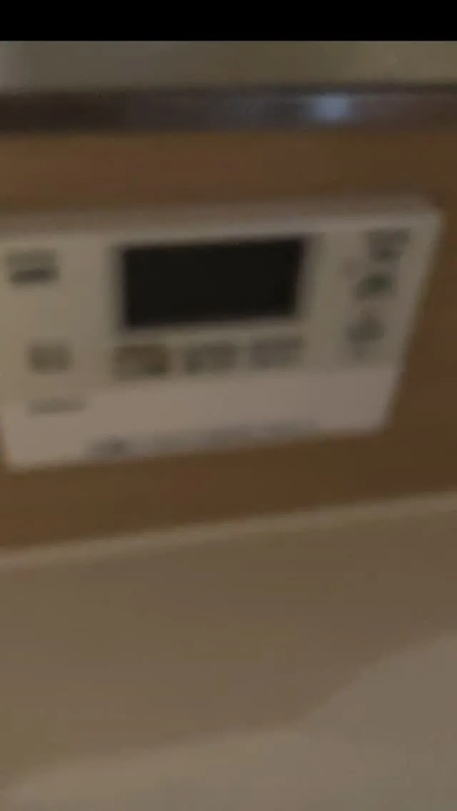 エコキュートの取替工事をさせていただきました。